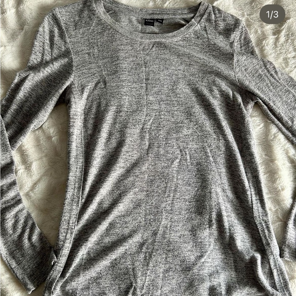 Grey long sleeve top